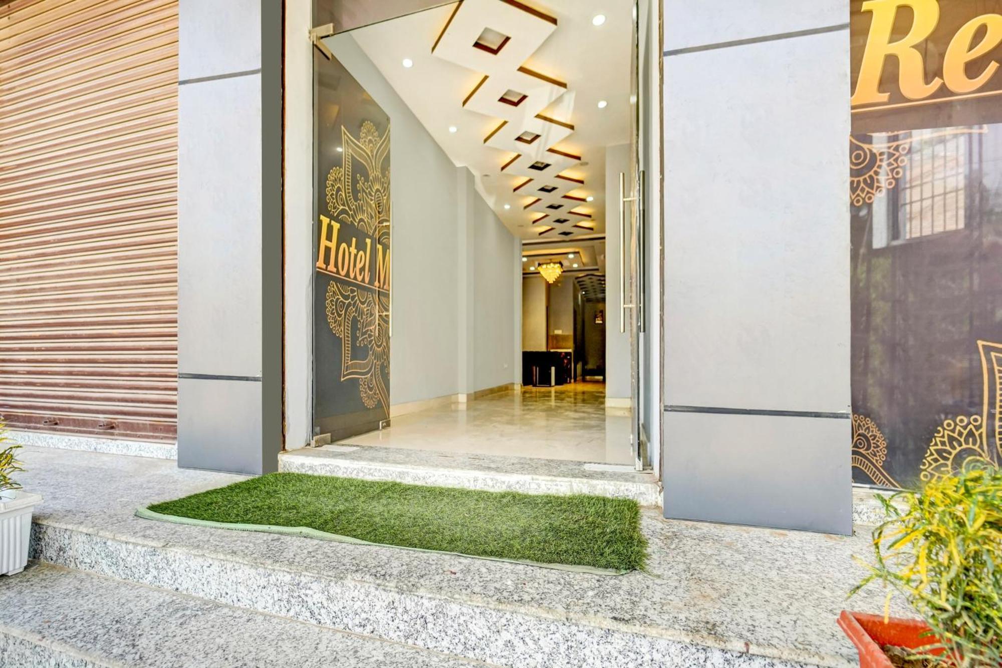 Super Townhouse Anisabad Near Mahavir Sansthan Khagaul Екстериор снимка